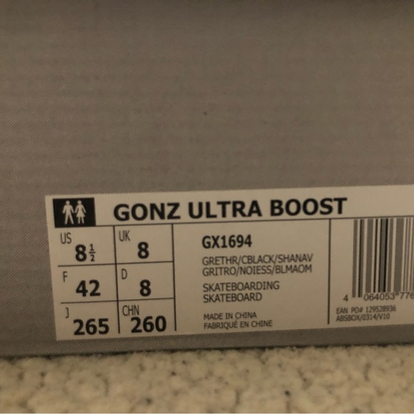 New Adidas Gonz Ultra Boost size 8.5 mens / 10 women - Picture 4 of 15